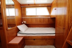 Aft-Cabin-2