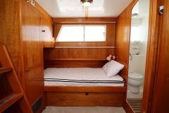 Aft-Cabin-3