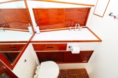 Forward-bathroom-2