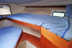 Forward-Cabin-3