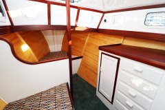 Forward-Cabin-4